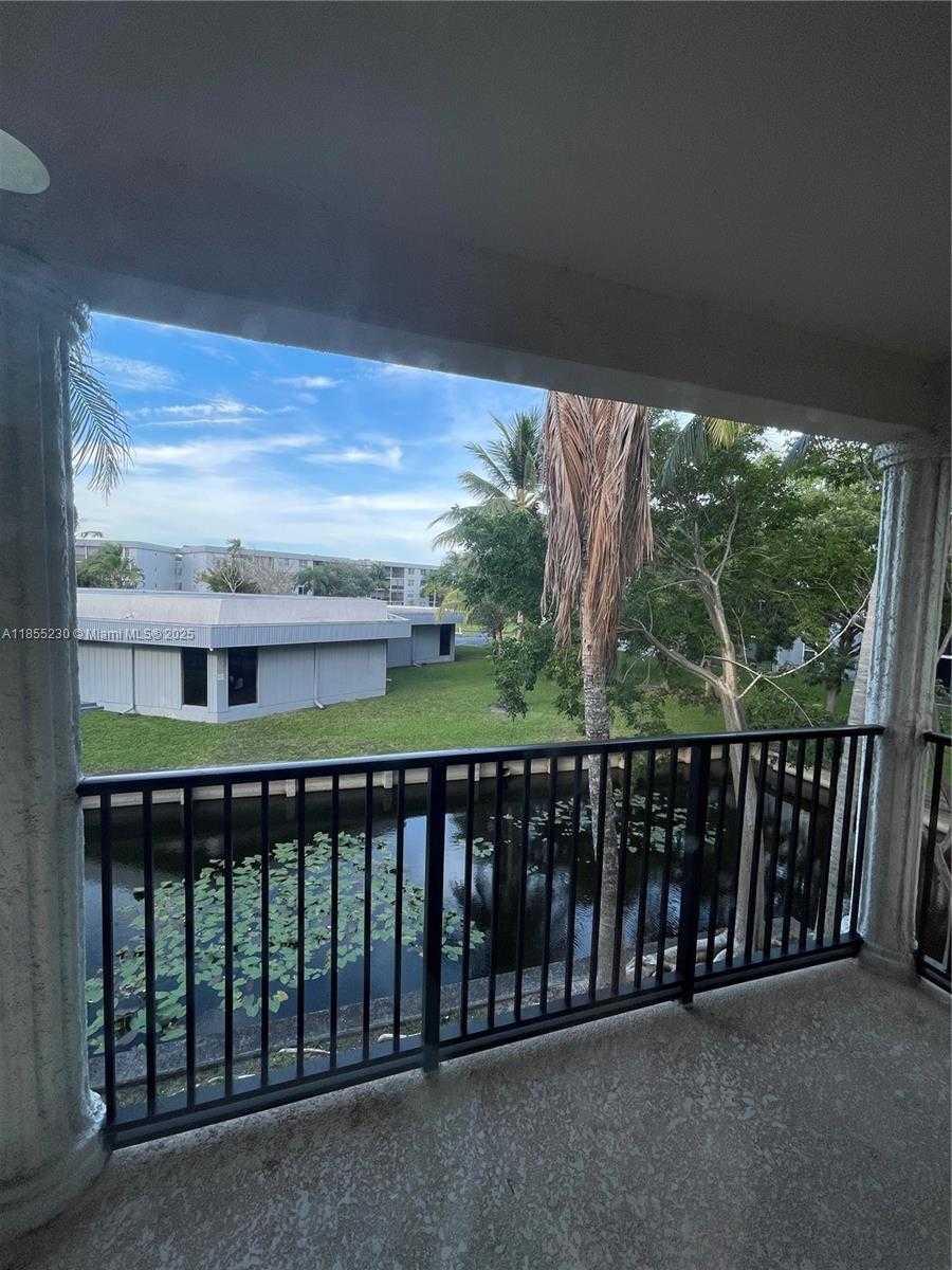 Small Image of 3450 NORTH WEST 17TH TER #3450, Oakland Park Number 14