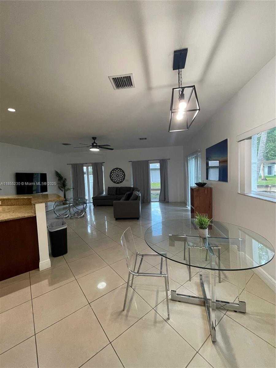 Small Image of 3450 NORTH WEST 17TH TER #3450, Oakland Park Number 4