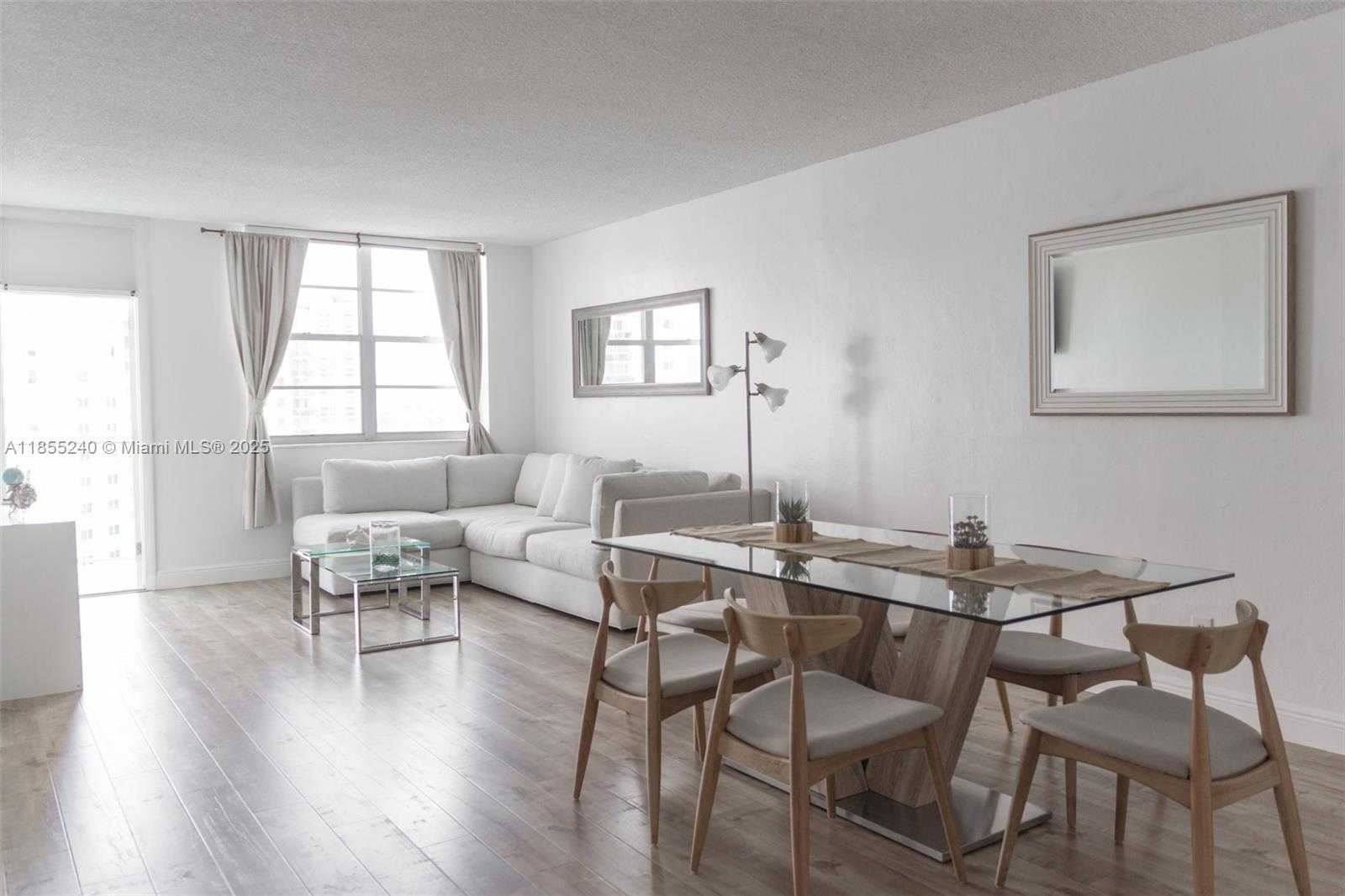 Small Image of 19370 COLLINS AVE #1216, Sunny Isles Beach Number 3