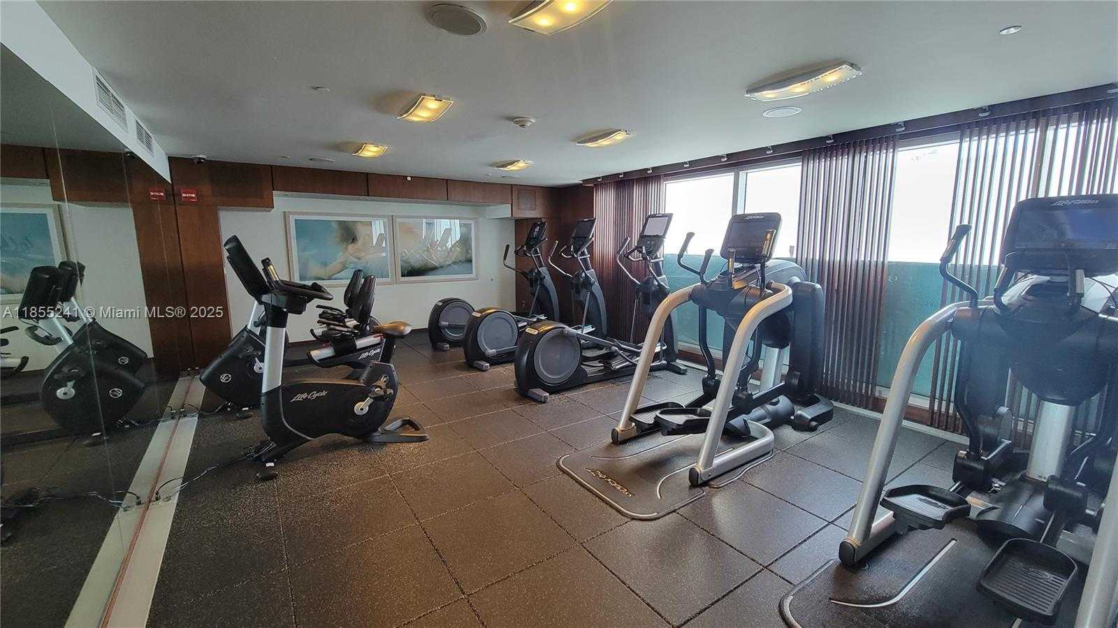 Small Image of 325 SOUTH BISCAYNE BLVD #3218, Miami Number 13