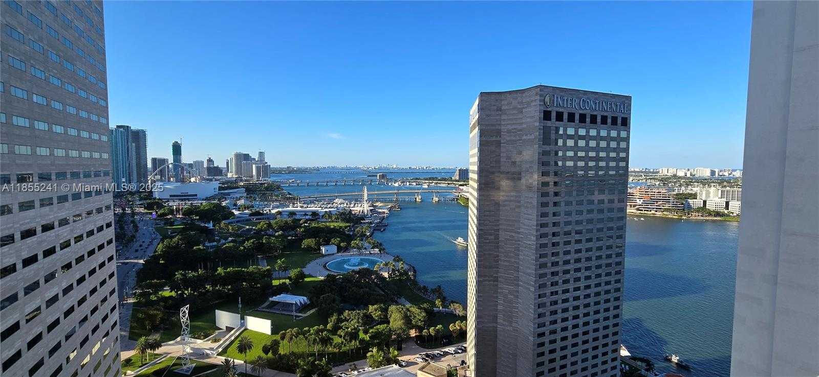 Small Image of 325 SOUTH BISCAYNE BLVD #3218, Miami Number 8