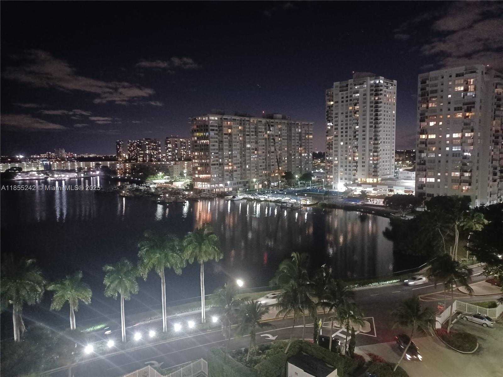 Small Image of 2801 NORTH EAST 183RD ST #1401W, Aventura Number 25