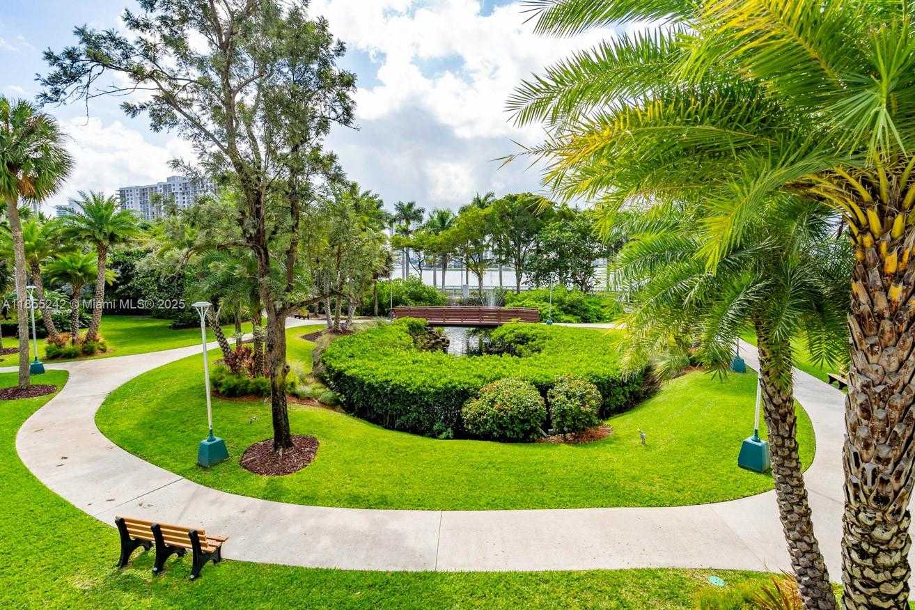 Small Image of 2801 NORTH EAST 183RD ST #1401W, Aventura Number 4