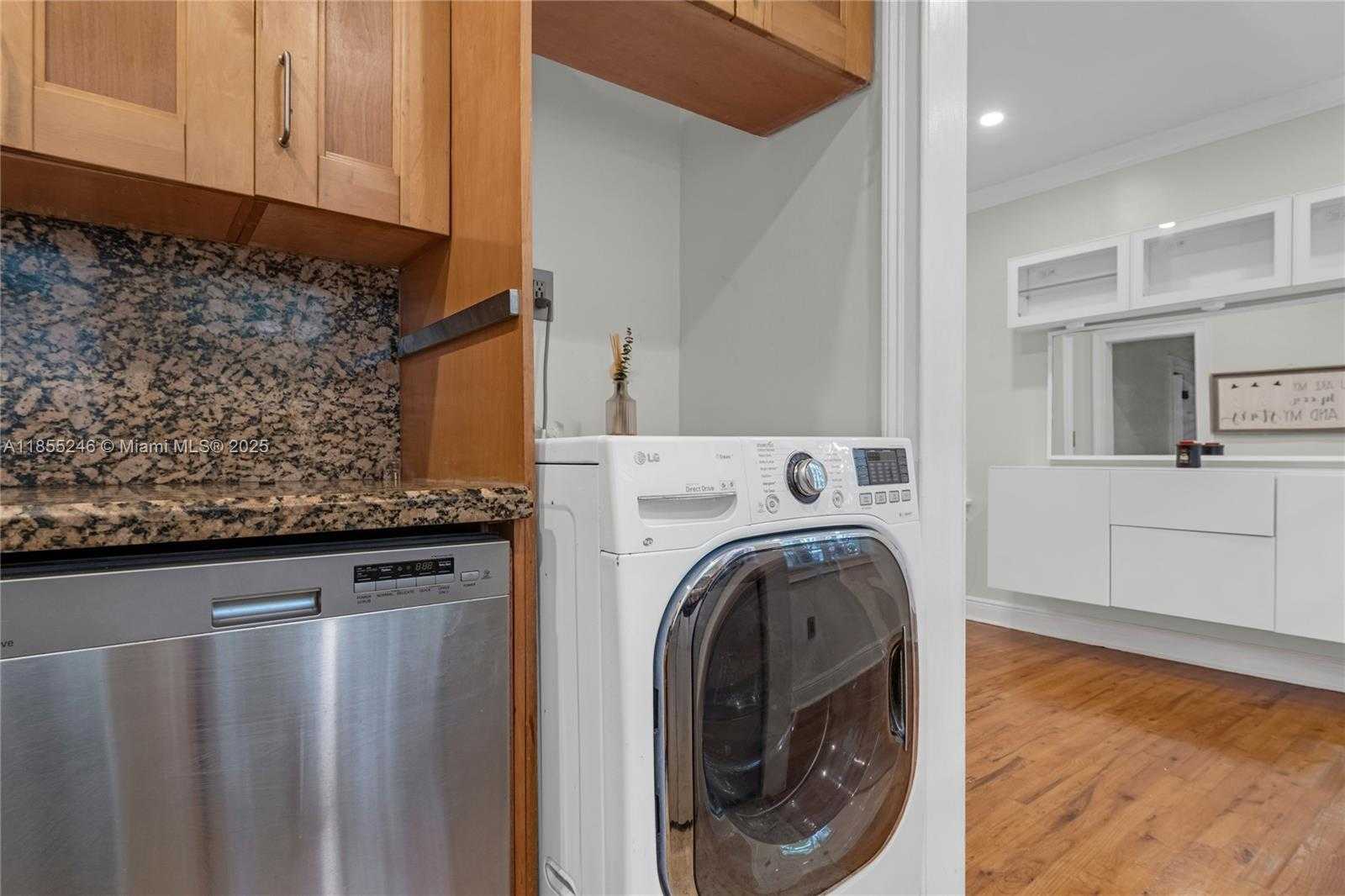 Small Image of 1605 LENOX AVE #1605-5, Miami Beach Number 20
