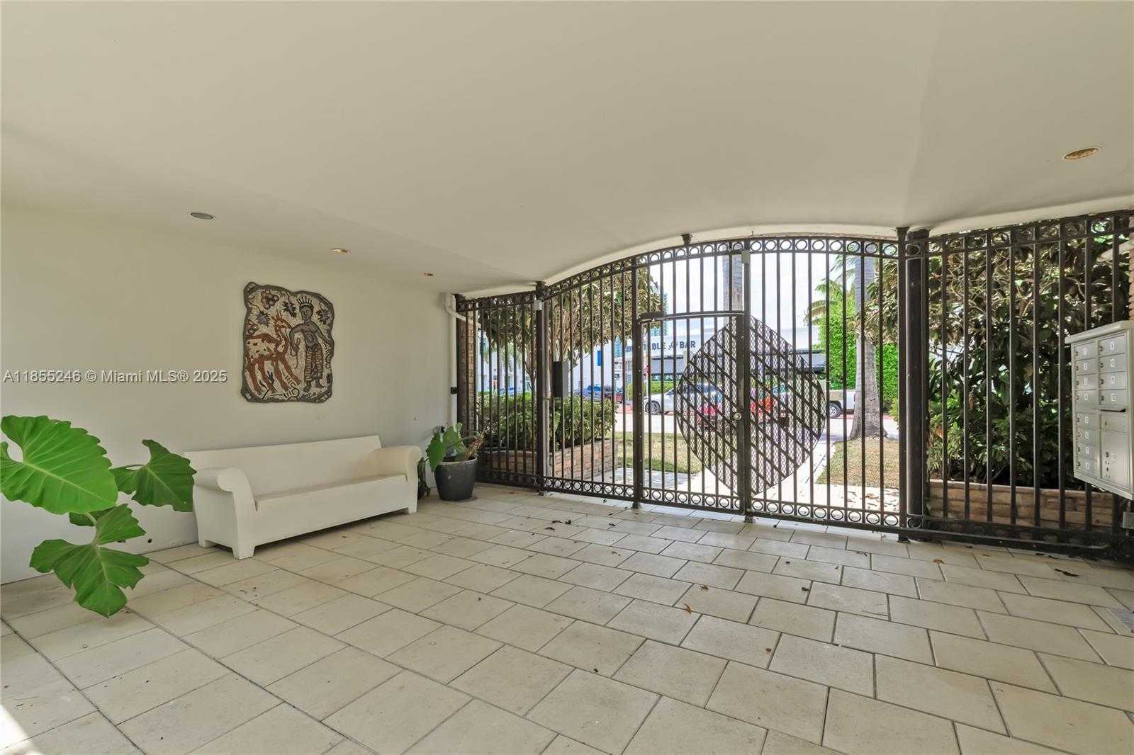 Small Image of 1605 LENOX AVE #1605-5, Miami Beach Number 28