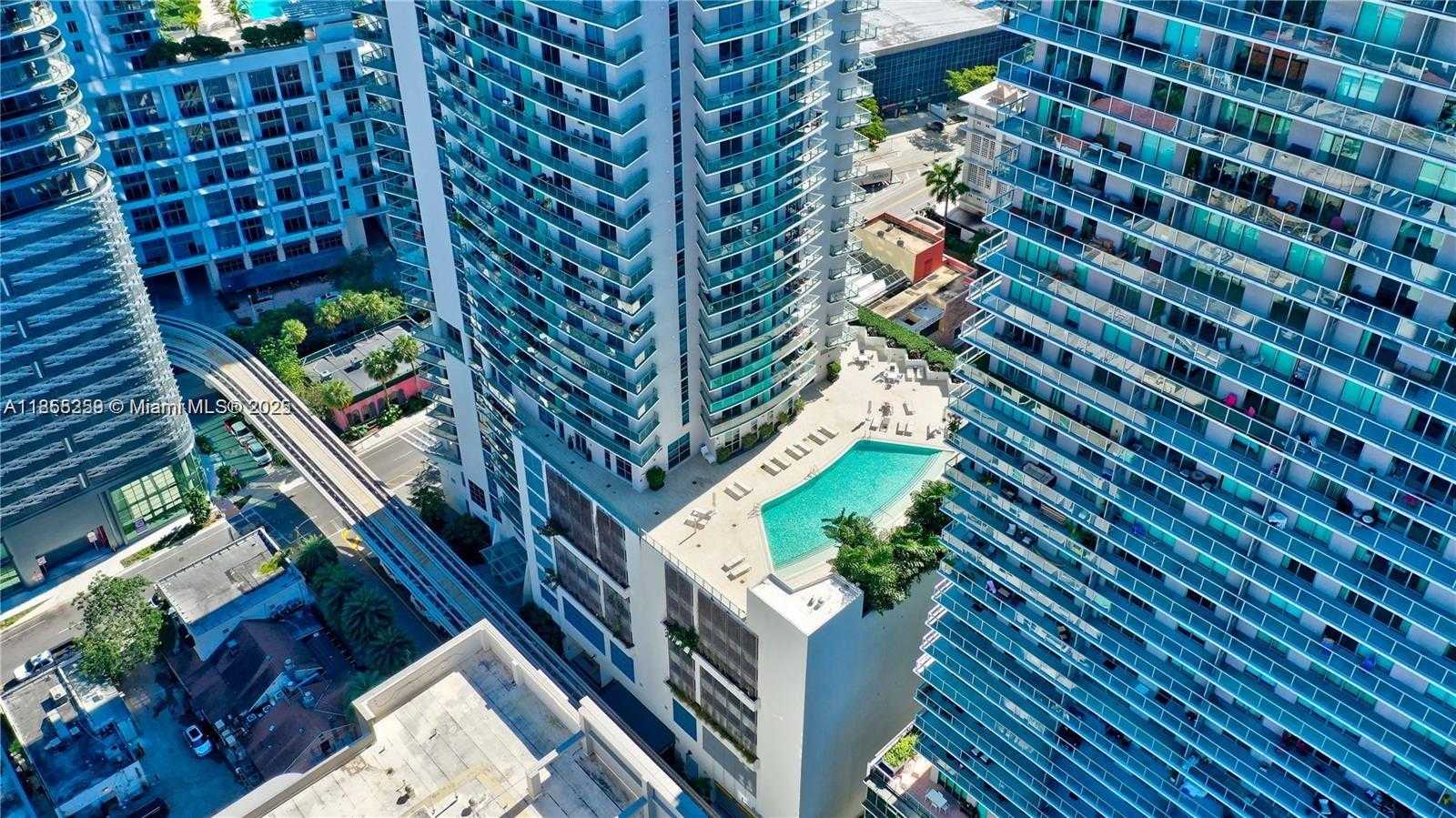 Small Image of 1100 SOUTH MIAMI AVE #1811, Miami Number 19