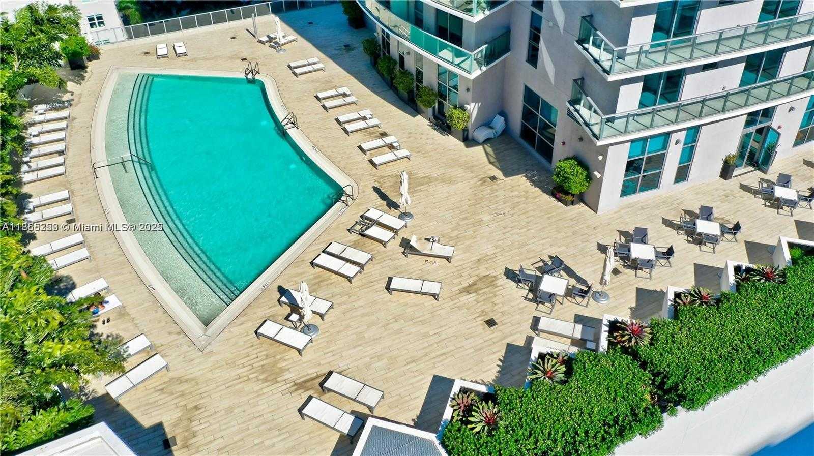 Small Image of 1100 SOUTH MIAMI AVE #1811, Miami Number 22