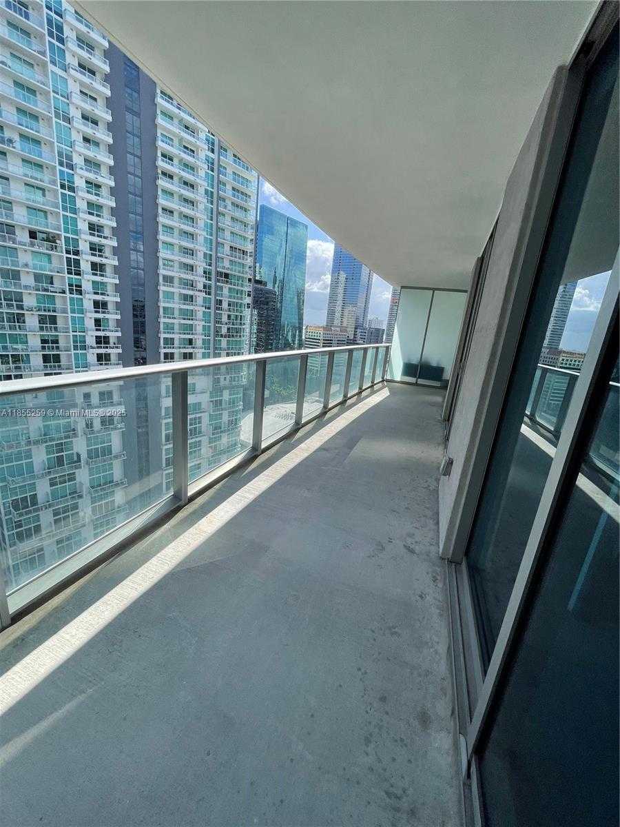 Small Image of 1100 SOUTH MIAMI AVE #1811, Miami Number 24