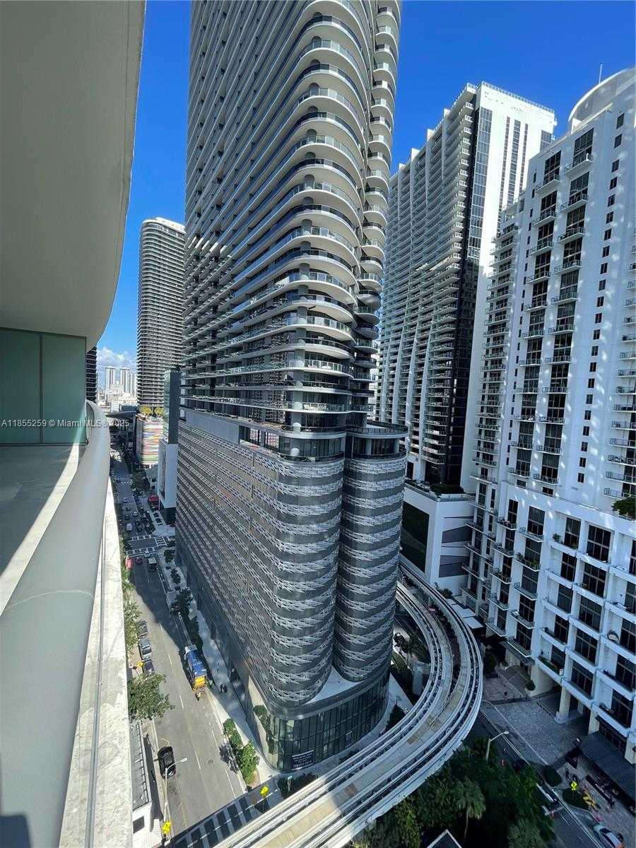 Small Image of 1100 SOUTH MIAMI AVE #1811, Miami Number 26