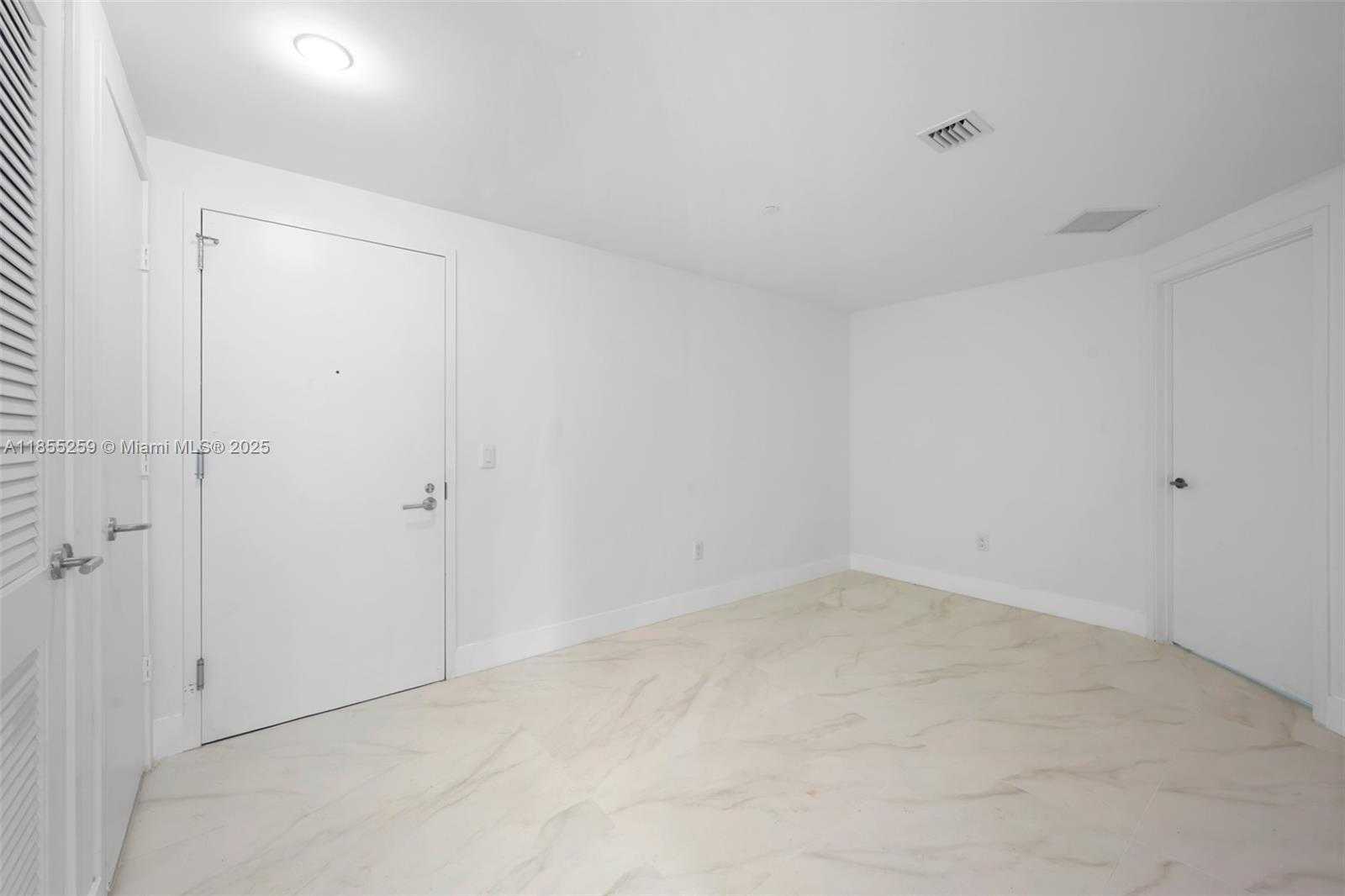 Small Image of 1100 SOUTH MIAMI AVE #1811, Miami Number 30