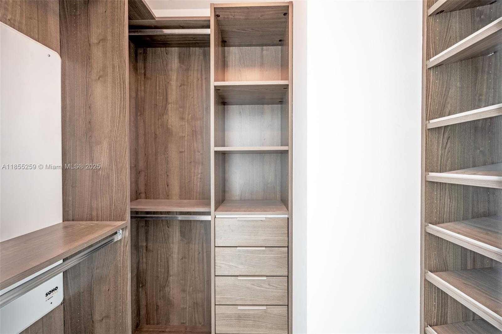 Small Image of 1100 SOUTH MIAMI AVE #1811, Miami Number 47