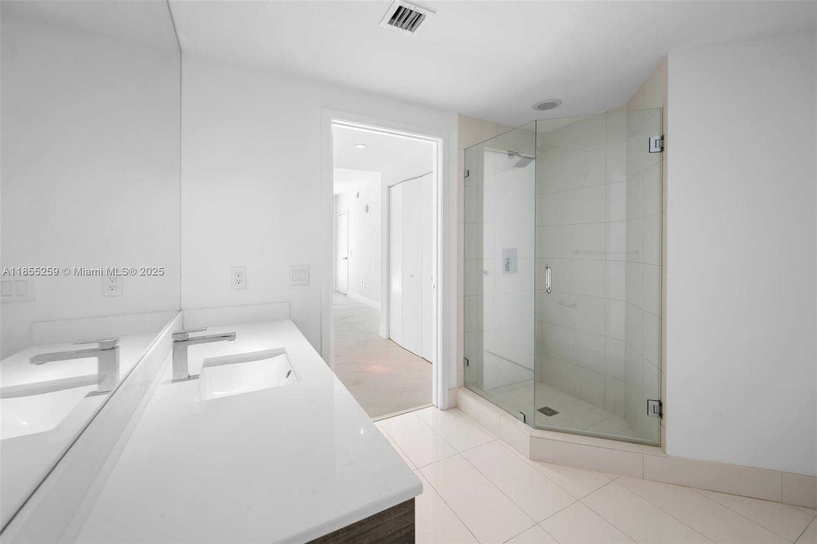 Small Image of 1100 SOUTH MIAMI AVE #1811, Miami Number 51
