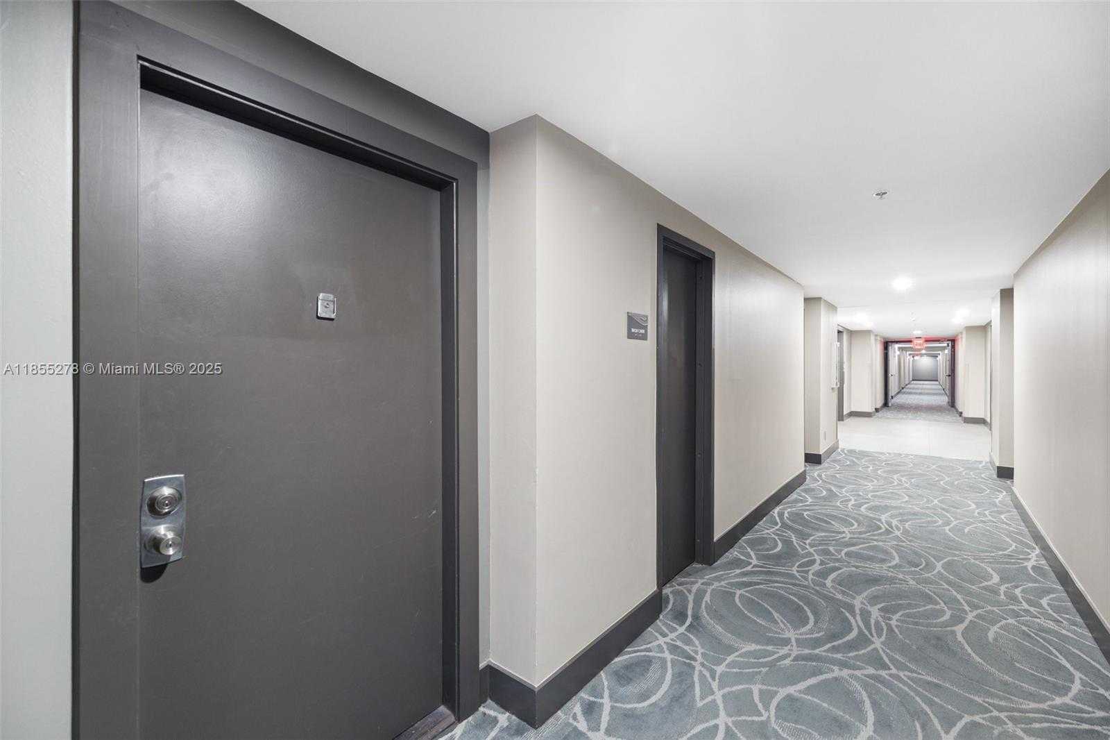 Small Image of 770 CLAUGHTON ISLAND DR #1703, Miami Number 31
