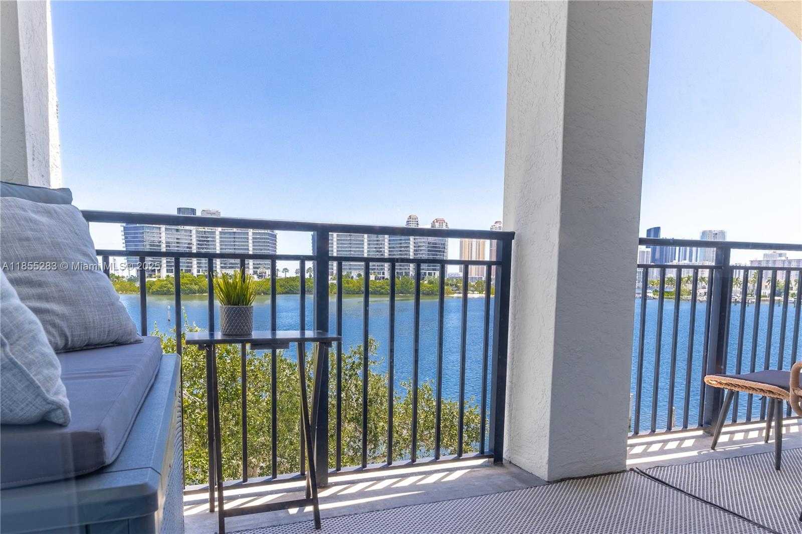 Small Image of 3255 NORTH EAST 184TH ST #12407, Aventura Number 23