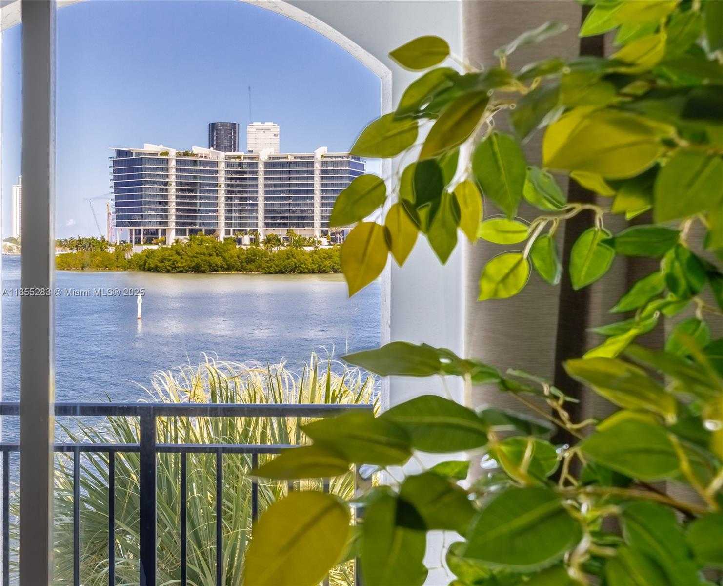 Small Image of 3255 NORTH EAST 184TH ST #12407, Aventura Number 28
