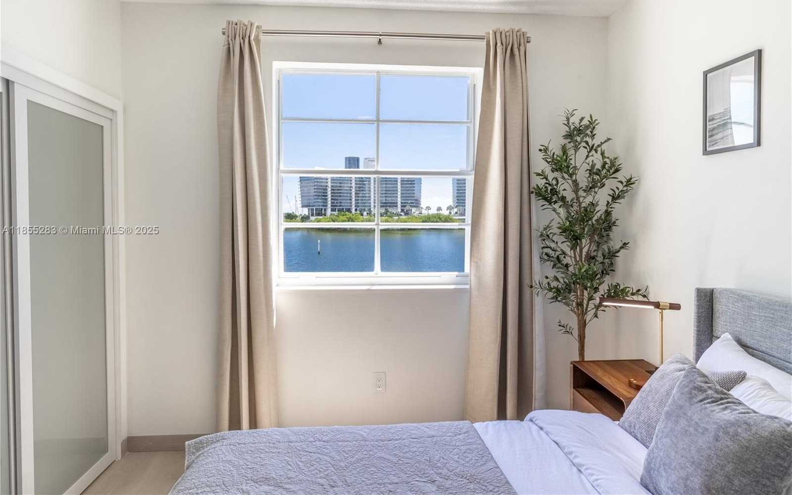 Small Image of 3255 NORTH EAST 184TH ST #12407, Aventura Number 40