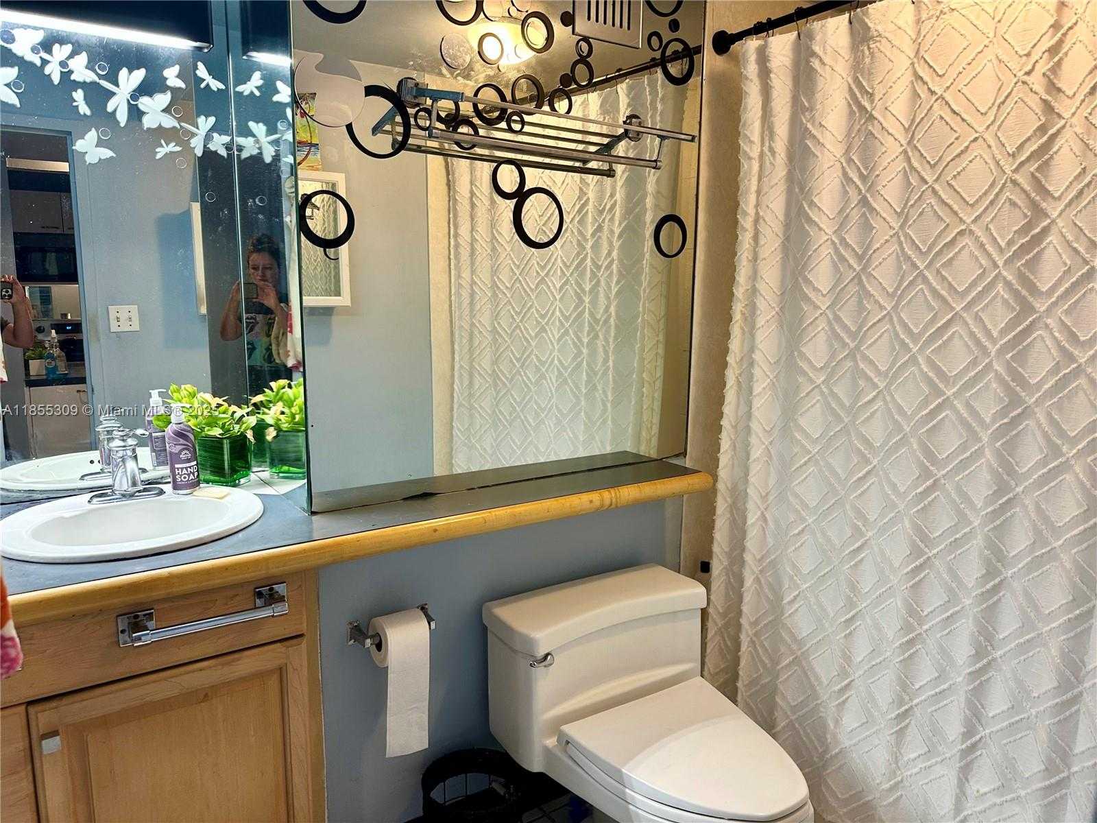 Small Image of 100 LINCOLN RD #936, Miami Beach Number 7