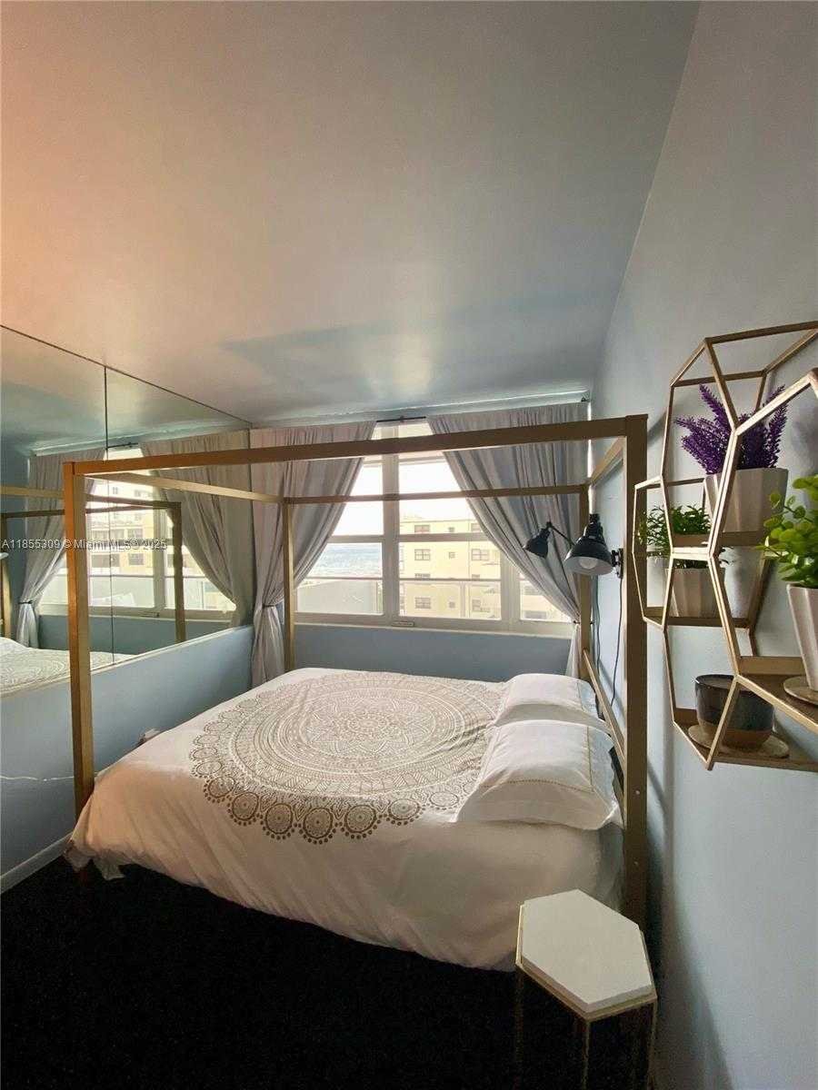 Small Image of 100 LINCOLN RD #936, Miami Beach Number 8