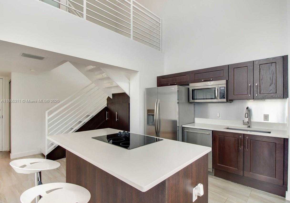 Small Image of 401 JEFFERSON AVE #6, Miami Beach Number 2