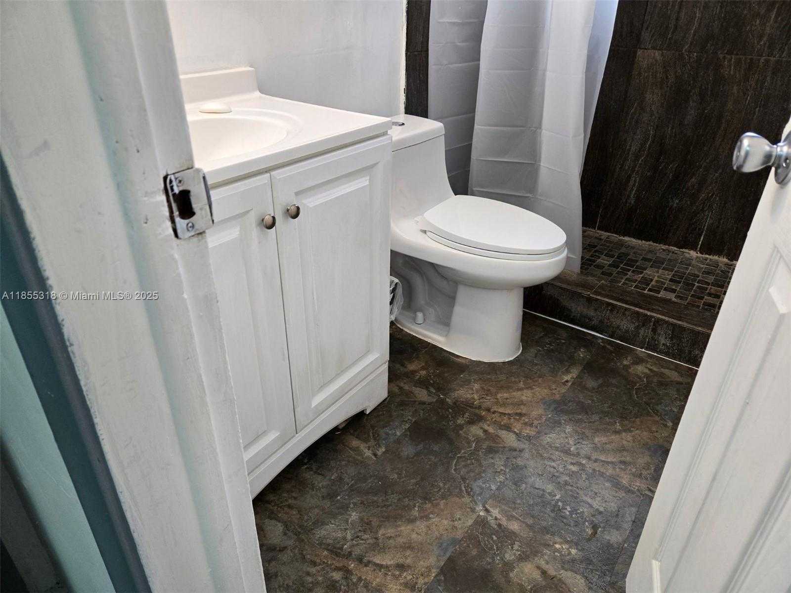 Small Image of 4101 SOUTH WEST 54TH CT #1, Dania Beach Number 24
