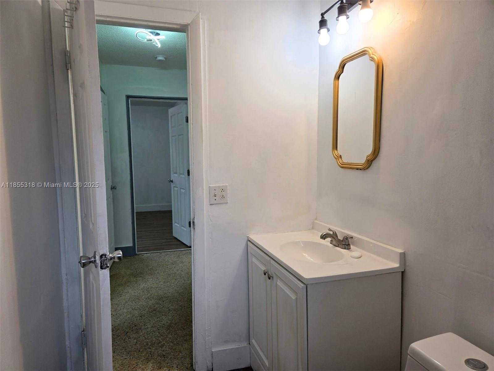 Small Image of 4101 SOUTH WEST 54TH CT #1, Dania Beach Number 29