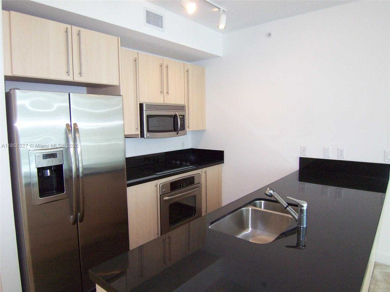 Small Image of 1111 SOUTH WEST 1 AV #3415-N, Miami Number 4