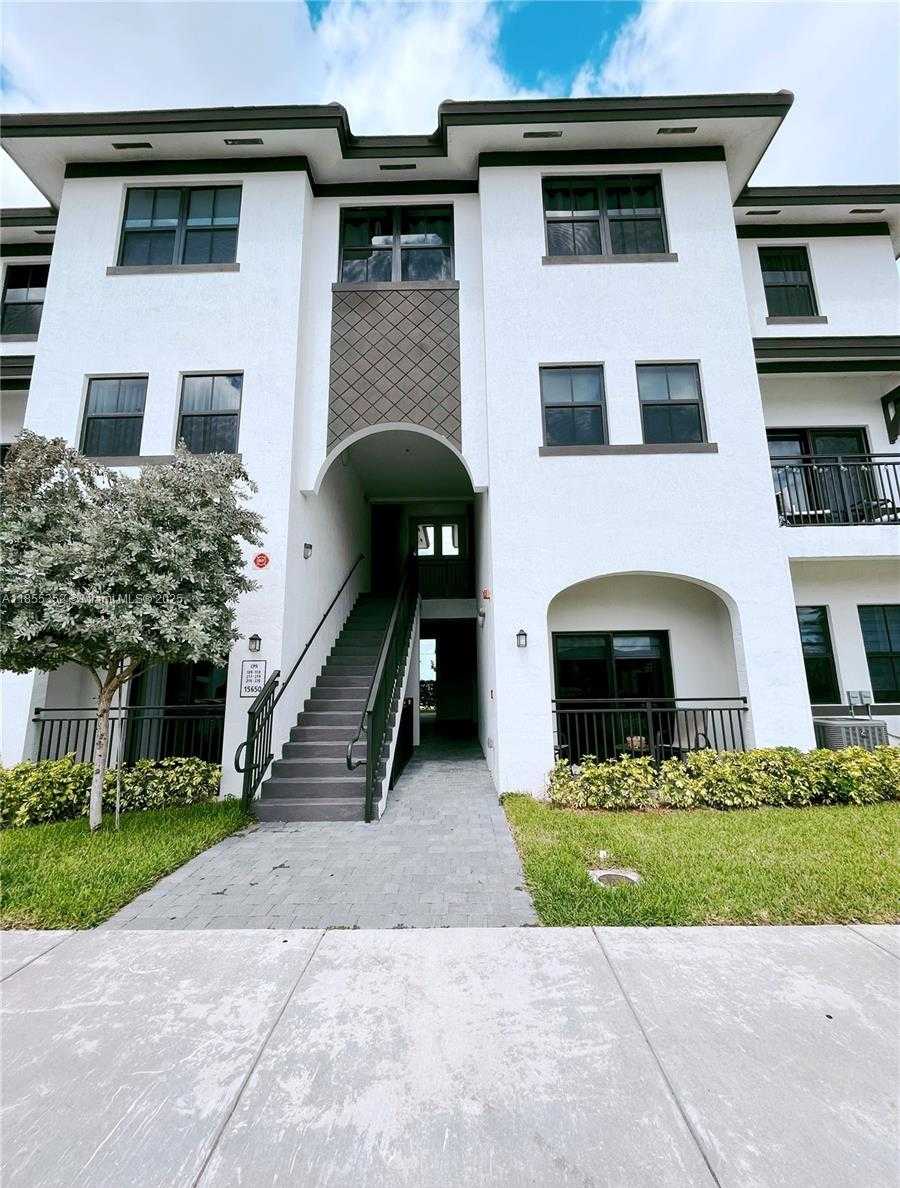 Small Image of 15650 SOUTH WEST 136TH ST #218, Miami Number 20