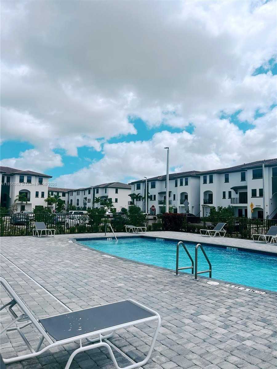 Small Image of 15650 SOUTH WEST 136TH ST #218, Miami Number 24