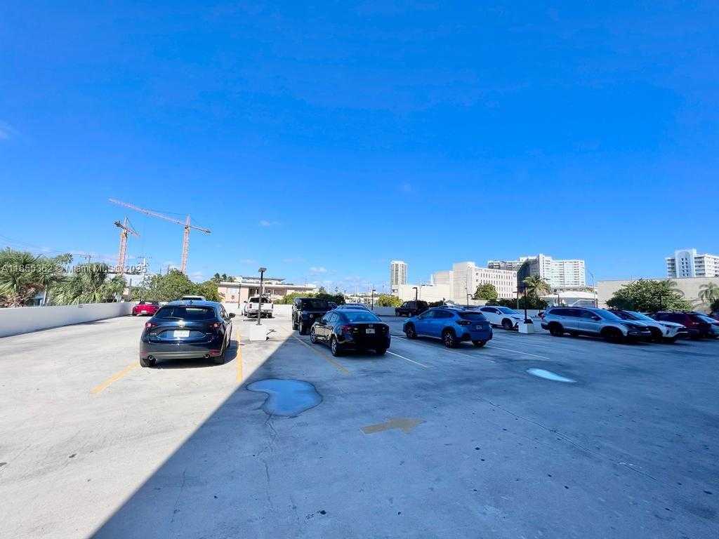 Small Image of 401 69TH ST #1403, Miami Beach Number 13