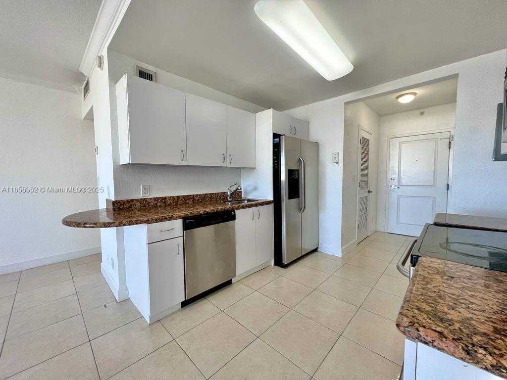 Small Image of 401 69TH ST #1403, Miami Beach Number 7