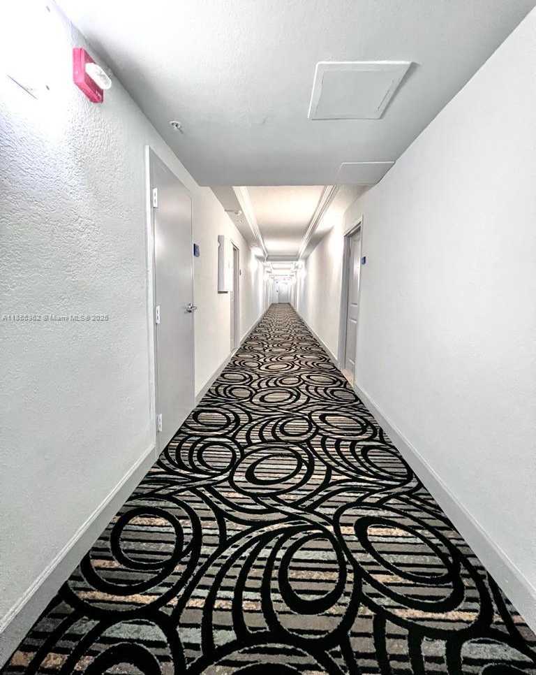 Small Image of 401 69TH ST #1403, Miami Beach Number 9