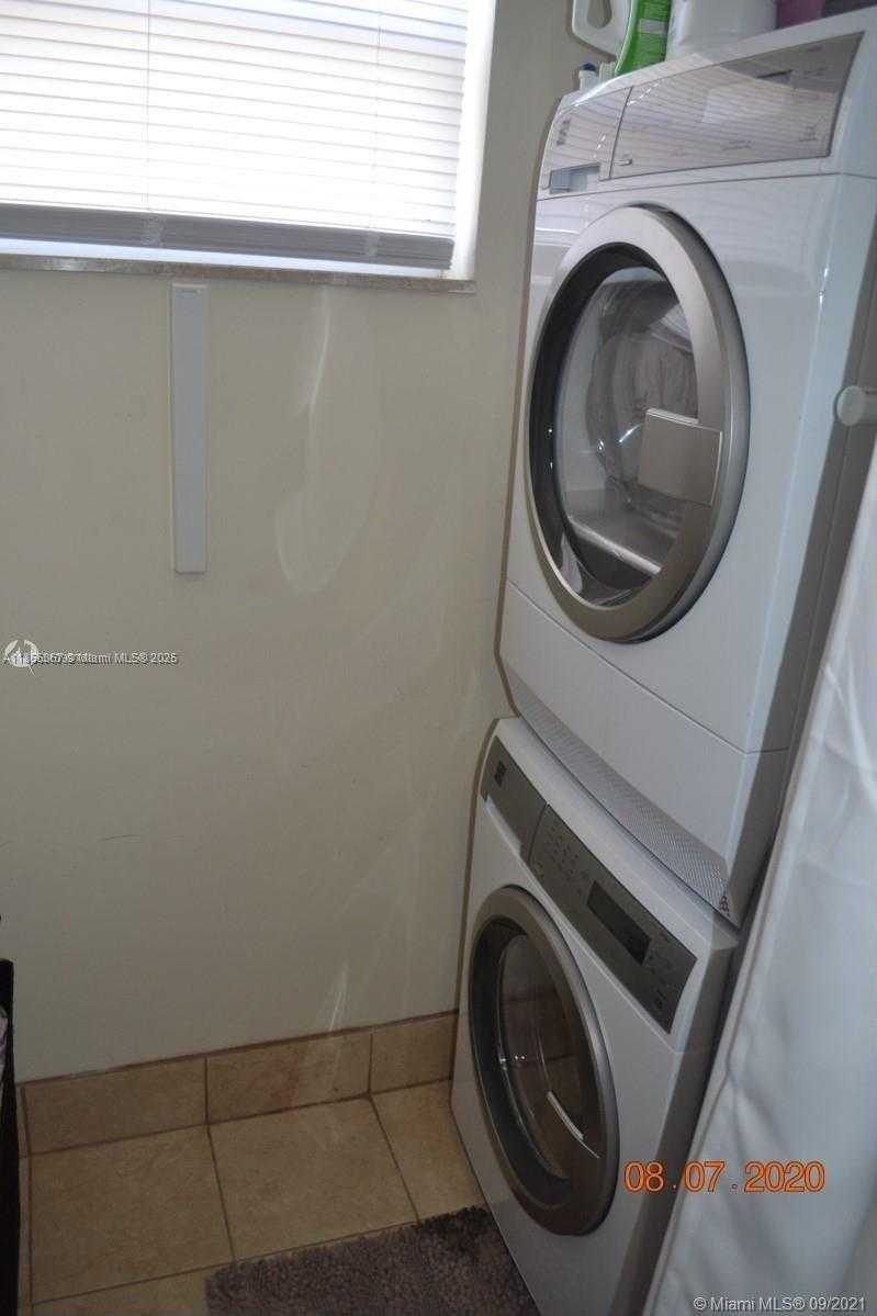 Small Image of 9367 FONTAINEBLEAU BLVD #G225, Miami Number 20