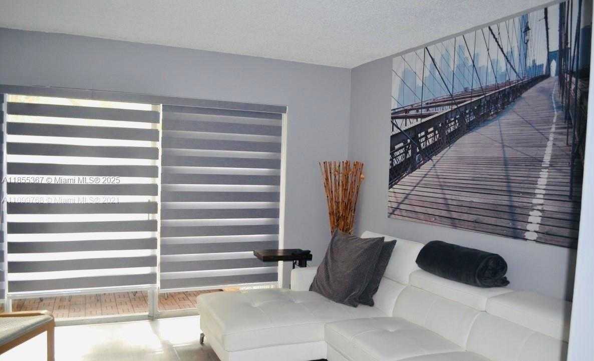 Small Image of 9367 FONTAINEBLEAU BLVD #G225, Miami Number 6