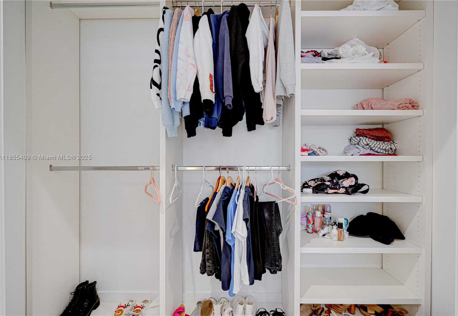 Small Image of 2521 SOUTH WEST 105TH AVE, Miami Number 38