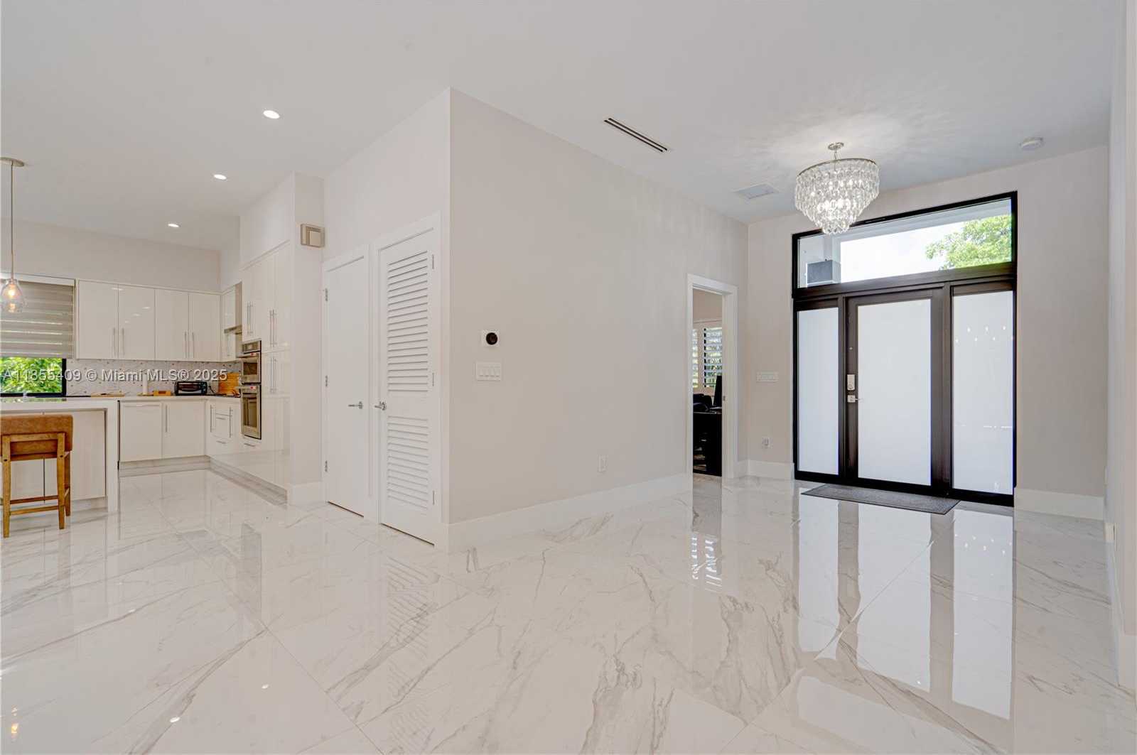 Small Image of 2521 SOUTH WEST 105TH AVE, Miami Number 50