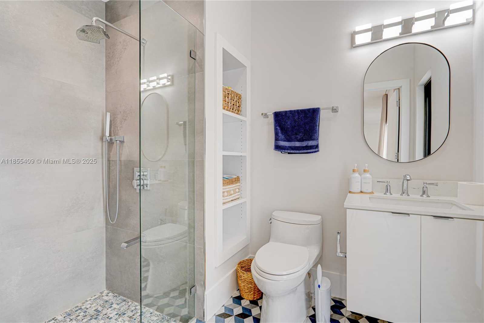 Small Image of 2521 SOUTH WEST 105TH AVE, Miami Number 51