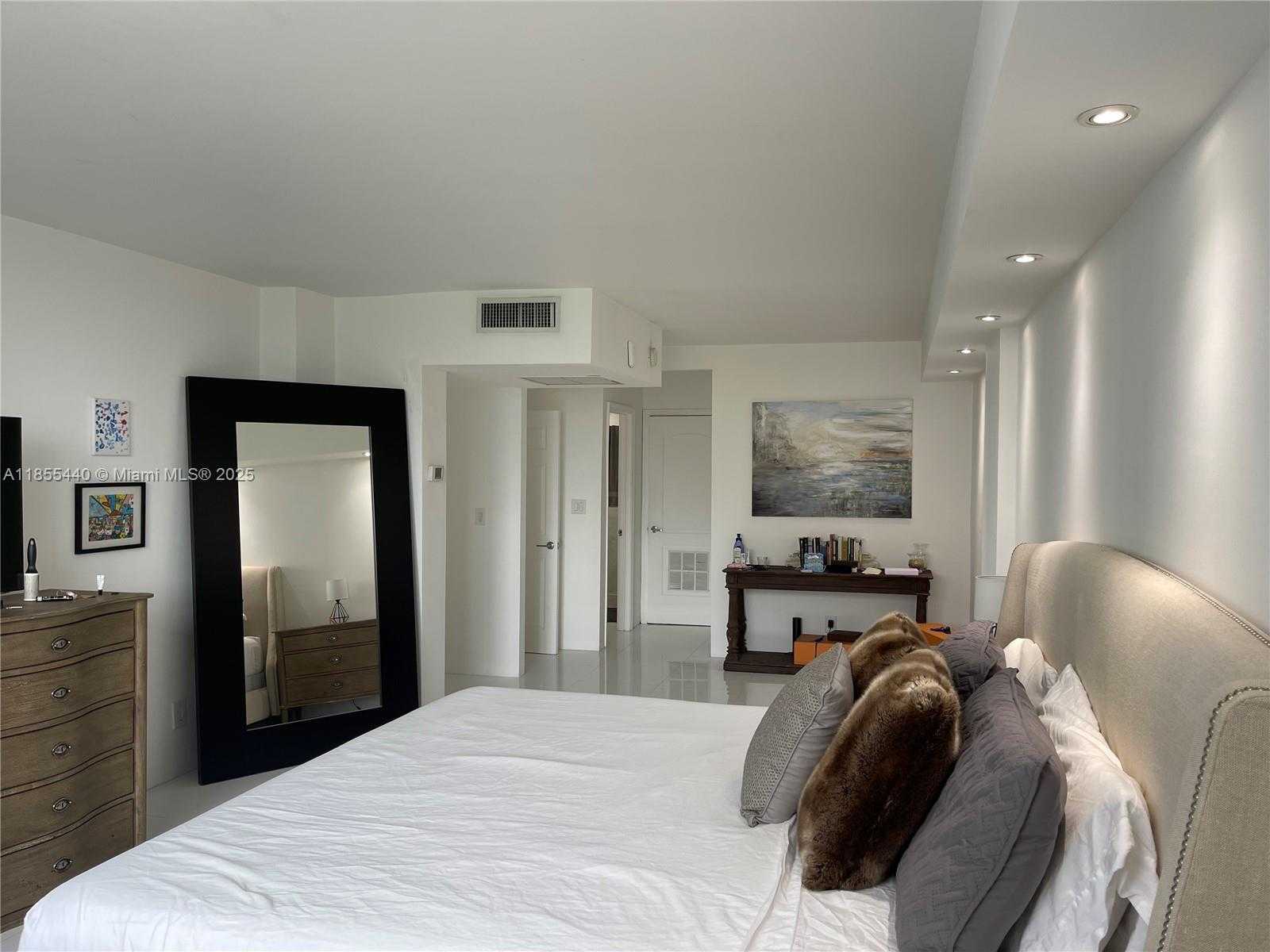 Small Image of 19390 COLLINS AVE #426, Sunny Isles Beach Number 25