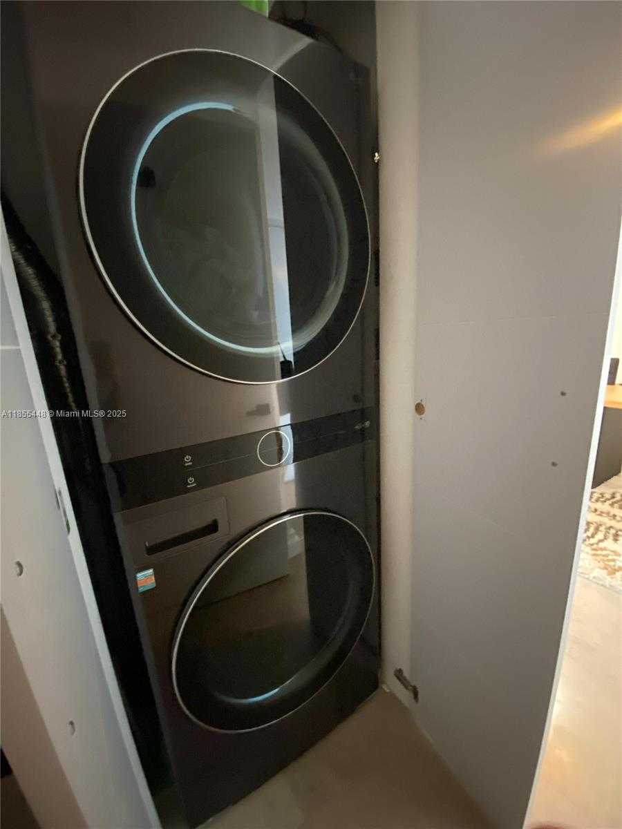 Small Image of 725 NORTH EAST 22ND STREET #8D, Miami Number 9