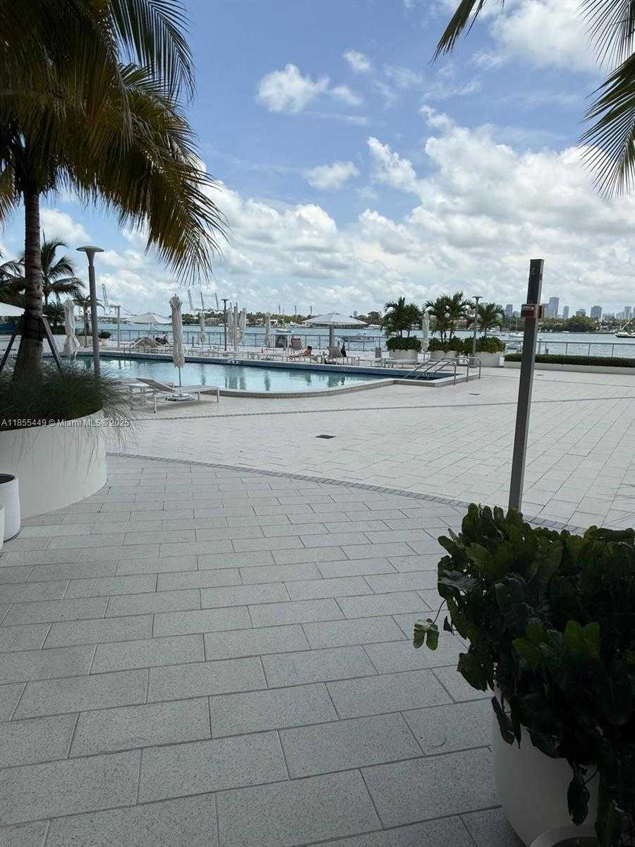 Small Image of 1000 WEST AVE #306, Miami Beach Number 14