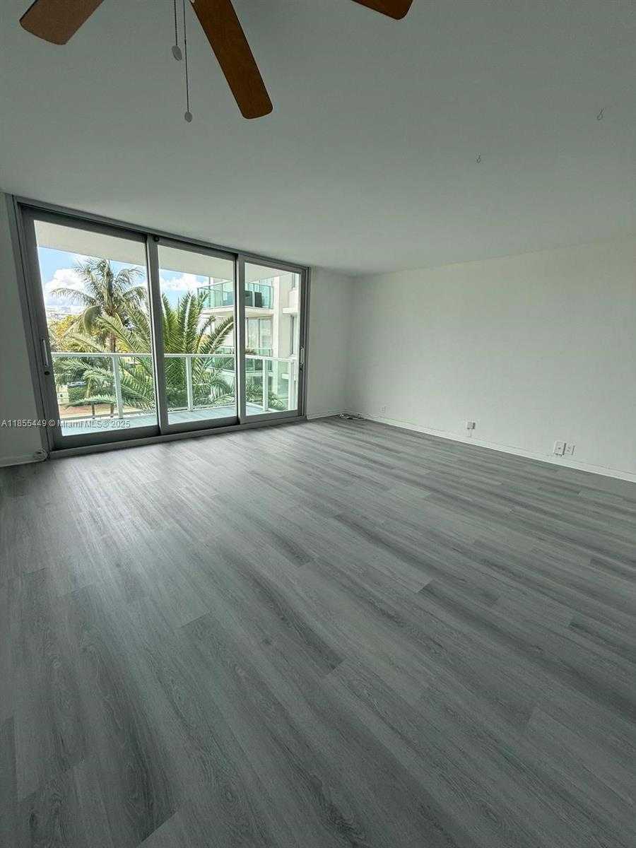 Small Image of 1000 WEST AVE #306, Miami Beach Number 3