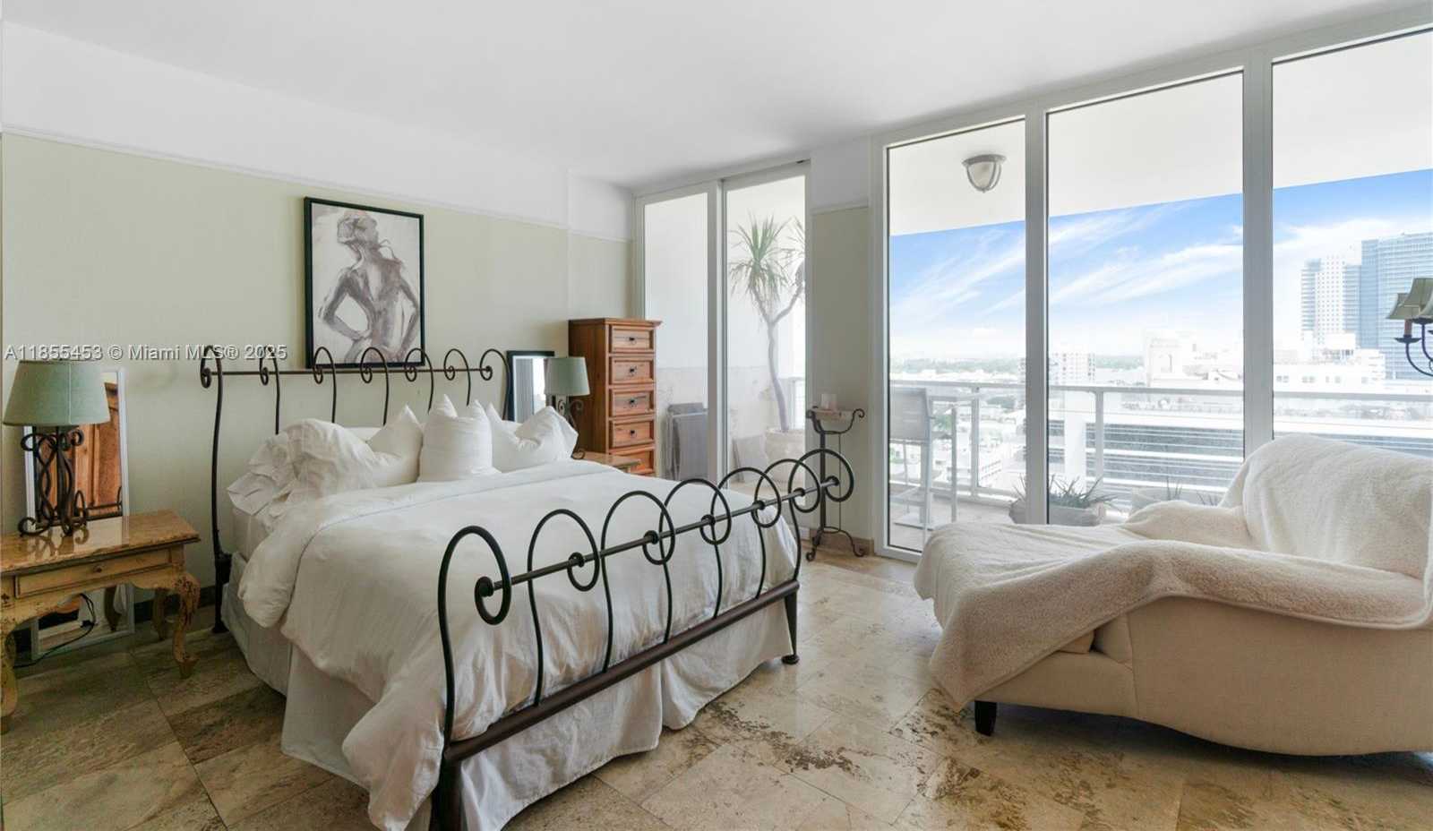 Small Image of 100 LINCOLN RD #PH8, Miami Beach Number 19