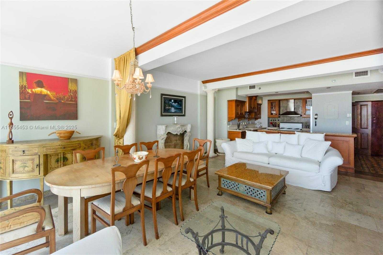 Small Image of 100 LINCOLN RD #PH8, Miami Beach Number 2