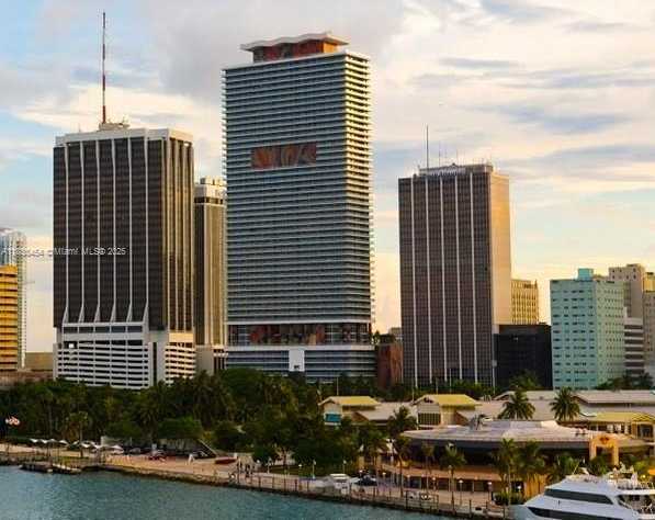 Small Image of 50 BISCAYNE BLVD #814, Miami Number 20