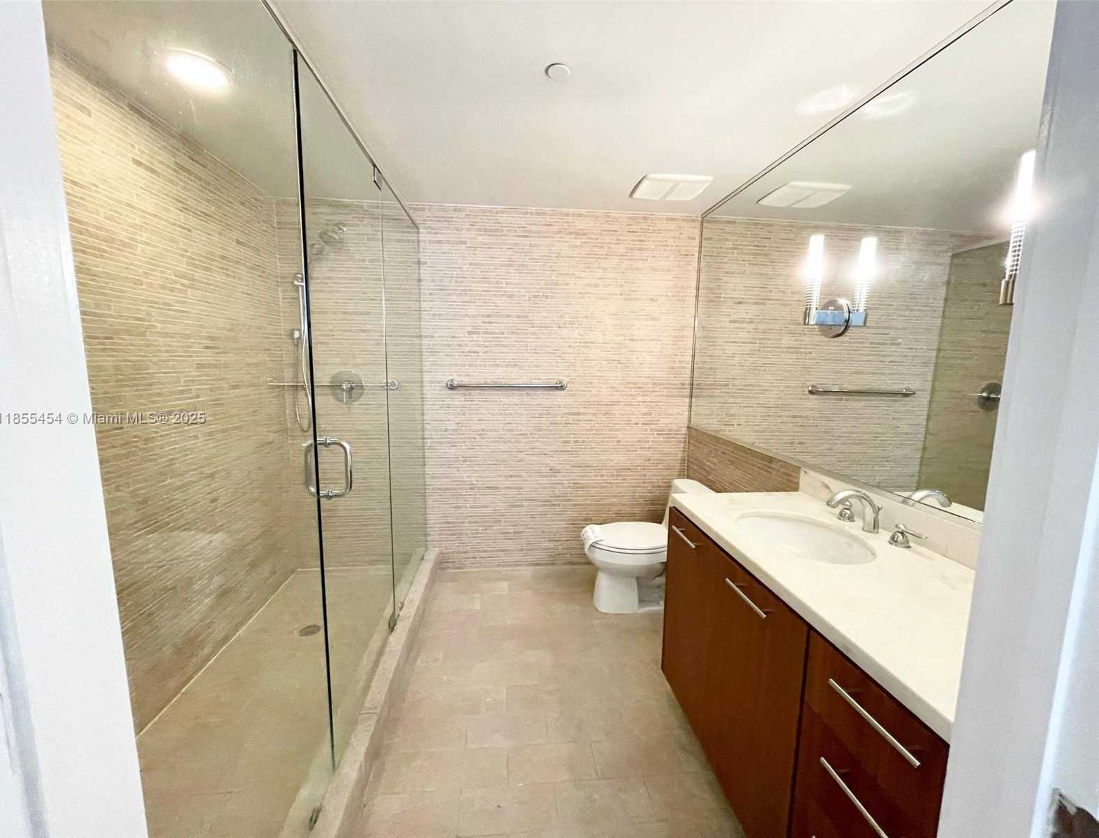Small Image of 50 BISCAYNE BLVD #814, Miami Number 8