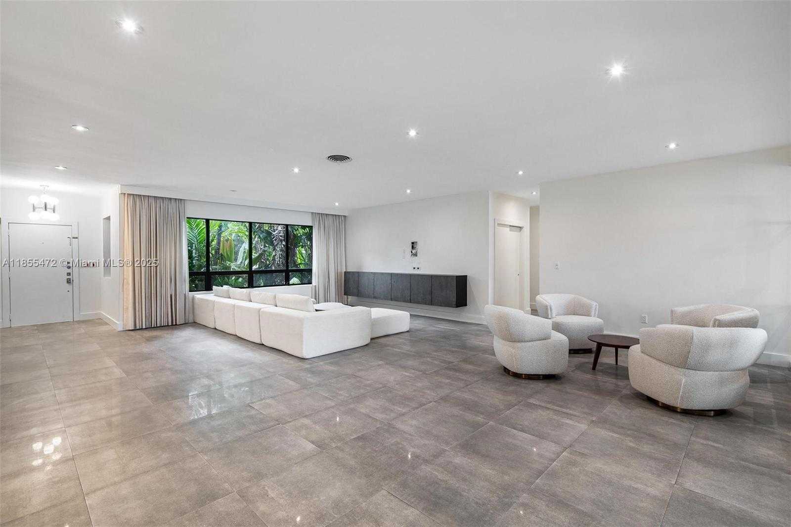 Small Image of 9250 BAY DR, Surfside Number 10