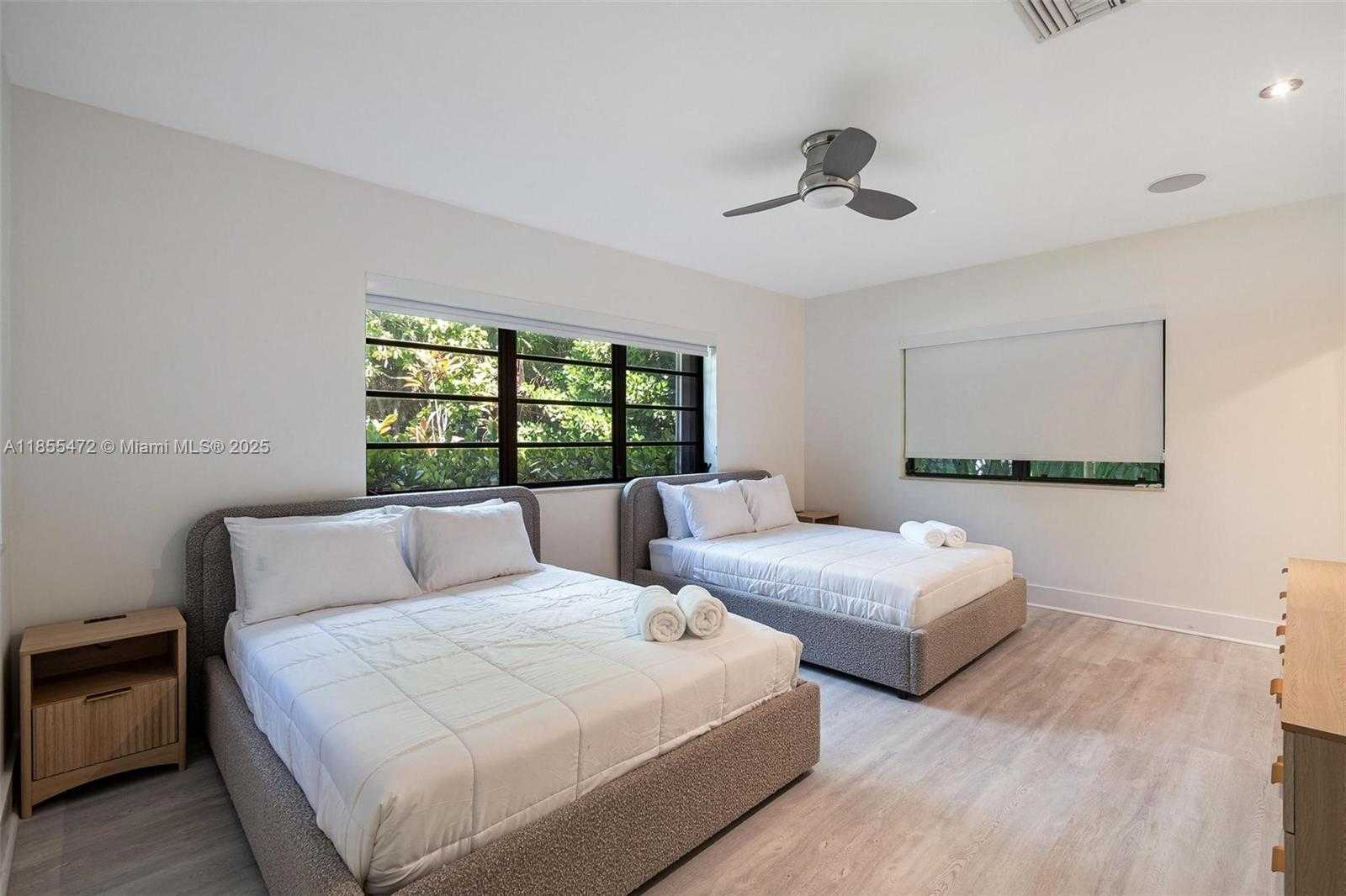 Small Image of 9250 BAY DR, Surfside Number 18