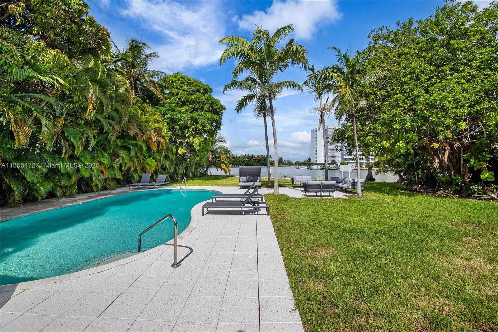 Small Image of 9250 BAY DR, Surfside Number 21