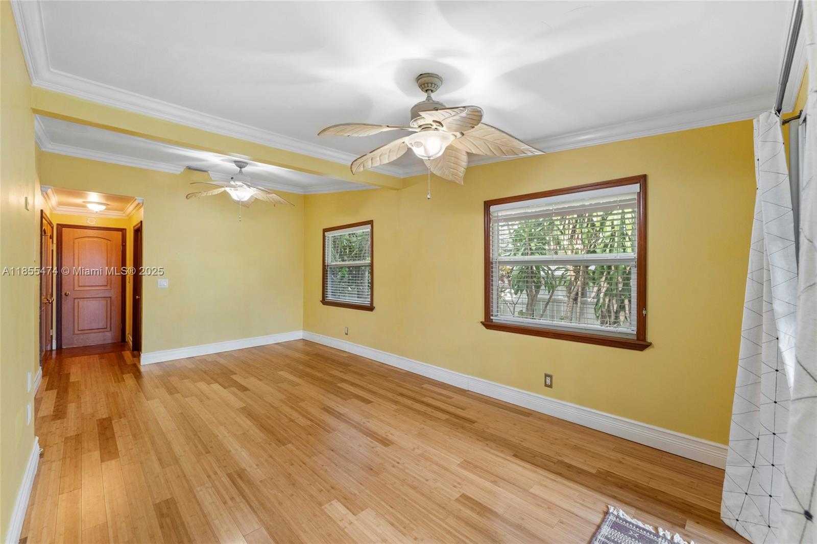 Small Image of 918 TEQUESTA ST, Fort Lauderdale Number 19