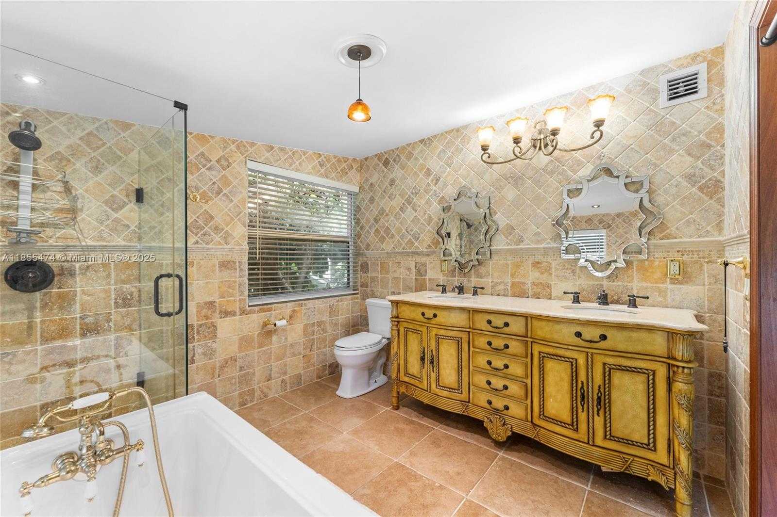 Small Image of 918 TEQUESTA ST, Fort Lauderdale Number 24