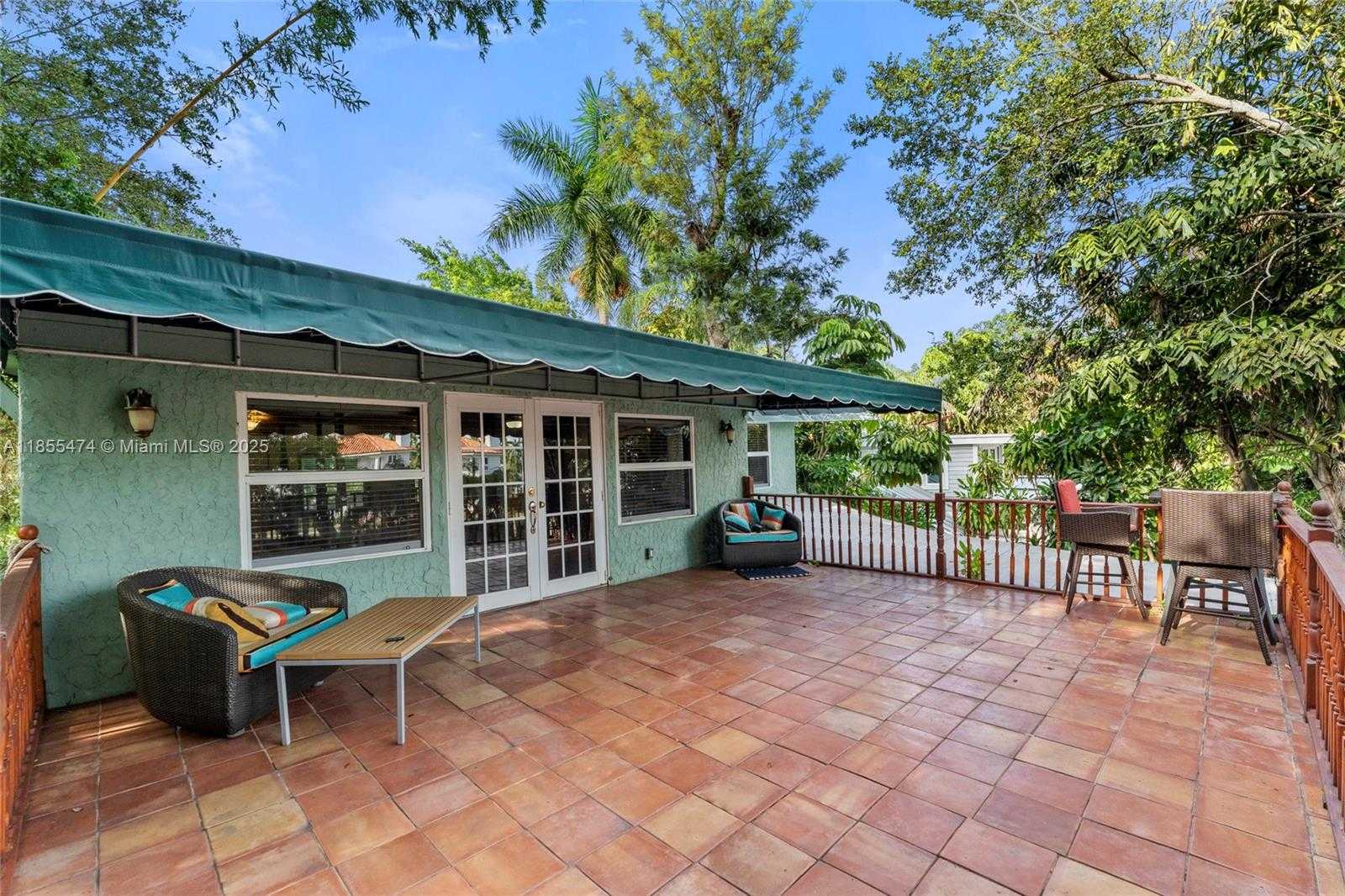 Small Image of 918 TEQUESTA ST, Fort Lauderdale Number 28